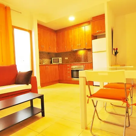 Homeholidaysrentals Decomar